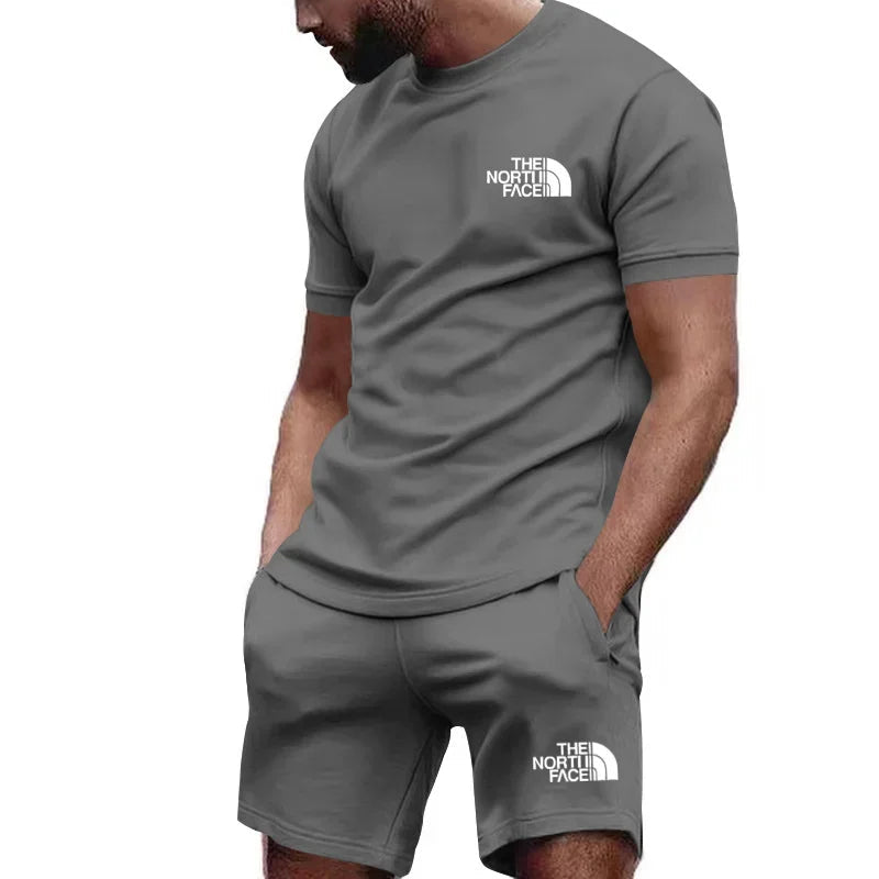 Look Casual Uomo: T-Shirt + Pantaloncini