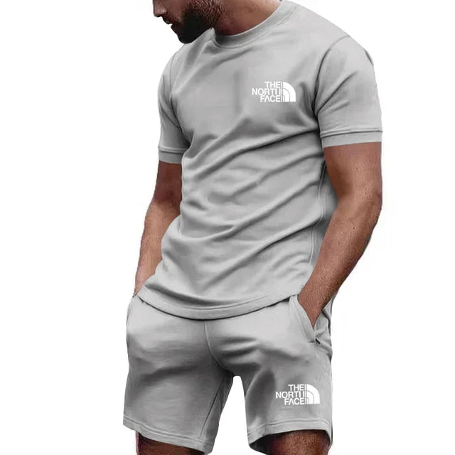 Look Casual Uomo: T-Shirt + Pantaloncini
