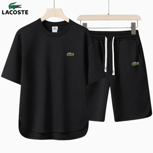 LΑᏟOՏᎢΕ – Completo essenziale composto da una t-shirt e bermuda