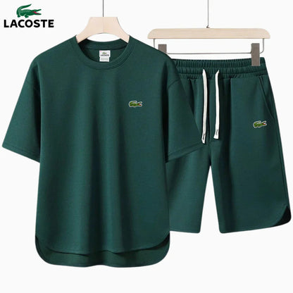 LΑᏟOՏᎢΕ – Completo essenziale composto da una t-shirt e bermuda